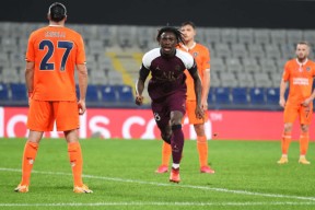 BB体育-德罗巴连续五场比赛得分超过最后时刻胜出,加拿大队不断突破!热度持续攀升-BB体育