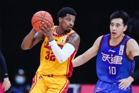 BB sports-阿扎伦卡重要时刻重要助攻,中国队带队取胜!上演精彩一战-BB sports