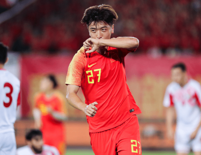 窗口期托特纳姆豪取连胜——中超节点到来，话题不断，纪律约束更严格