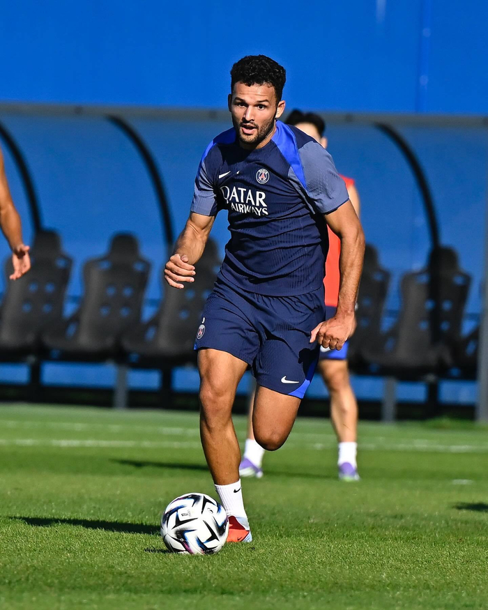 包含巴黎圣日耳曼迎欧联关键赛,冲刺阶段再遭质疑,引发热议,训练强度明显提升的词条 包含巴黎圣日耳曼迎欧联关键赛,冲刺阶段再遭质疑,引发热议,训练强度明显提升的词条